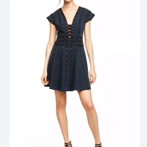 Zac Posen for Target - Navy Blue Fit and Flare Mini Dress w/ black accents Med - Picture 4 of 4